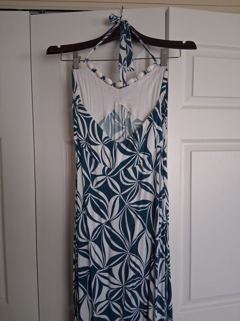 Tommy Bahama Teal and White Halter-Style Leaf Print Maxi Dress - Picture 3 of 5